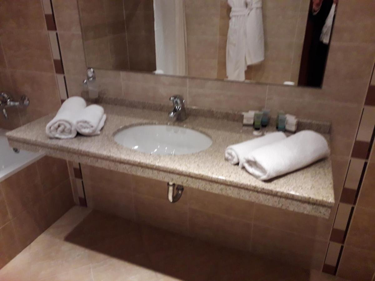 Terra Complex Spa Apartment 1 Bedroom Suite Razlog Exterior photo